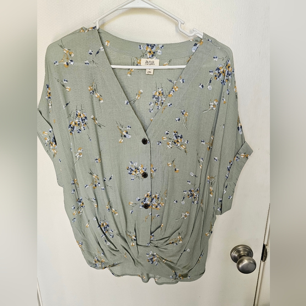 Pretty Blouse